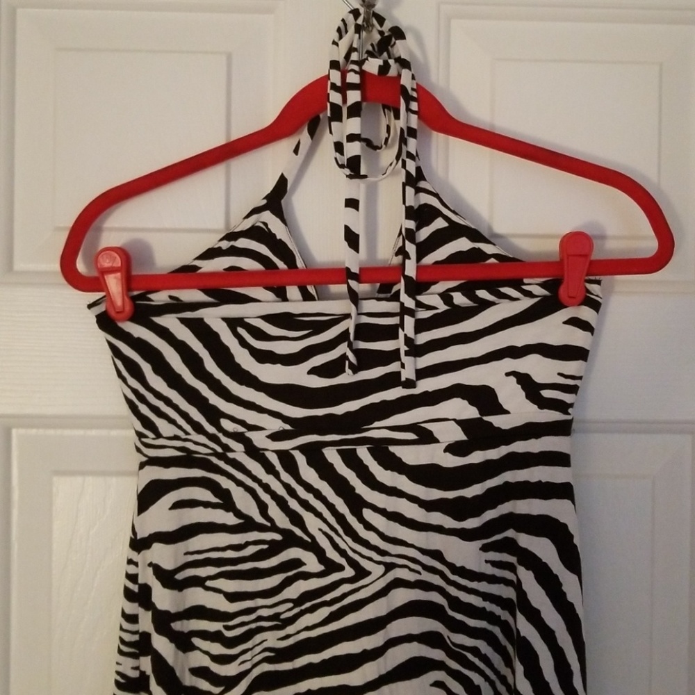 Brand New Express Maxi Dress Size Medium - Picture 4 of 5